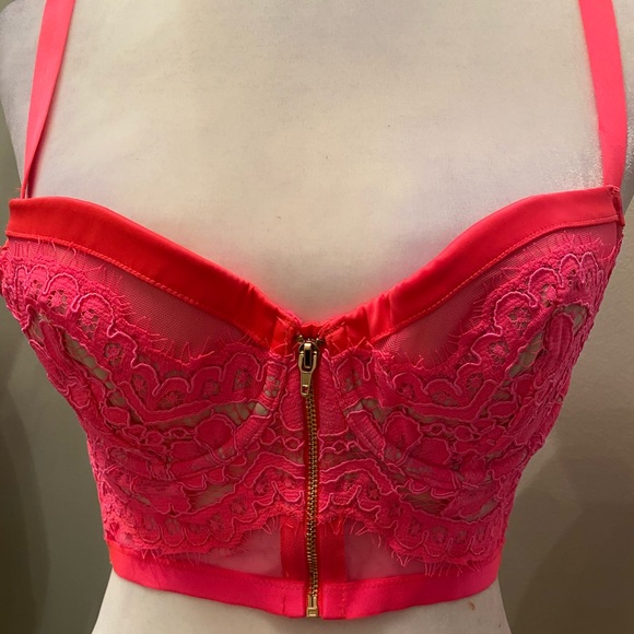 Victoria’s Secret bra - Picture 3 of 5